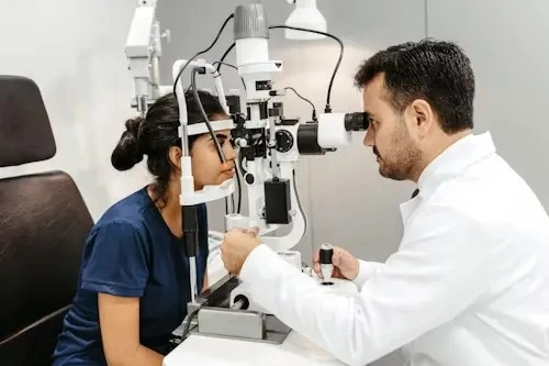 VISIVRA™ advanced vision wellness supplement for healthy eyesight
